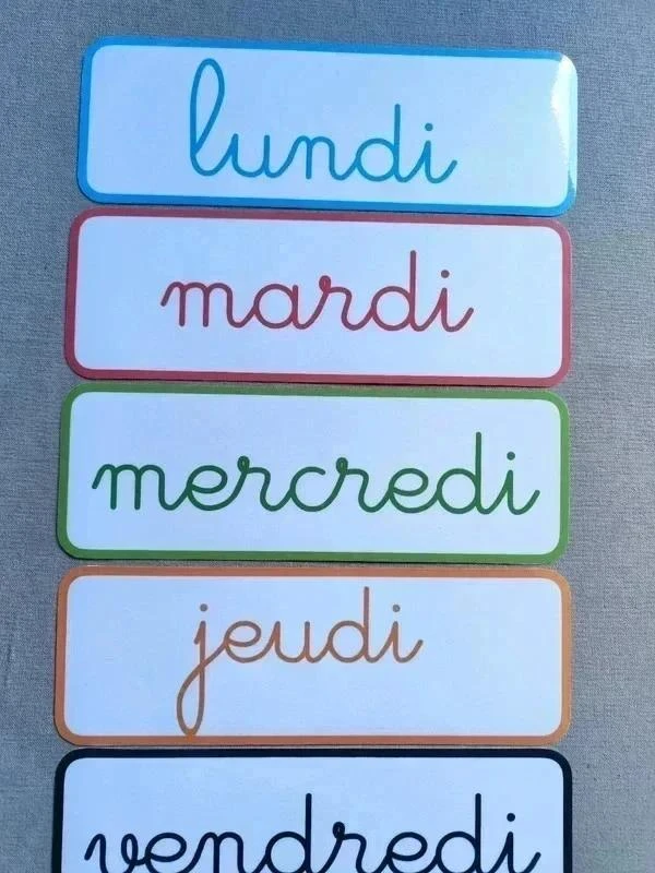 Cursive weekdays posters – photo 4